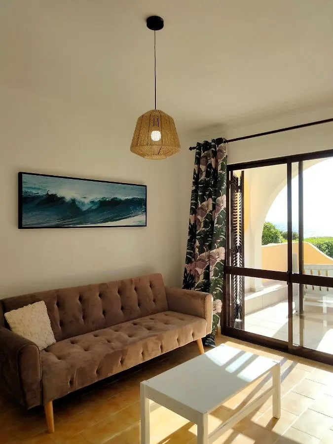 Lovely 2-Bedroom In Carvoeiro Free Parking Portugal